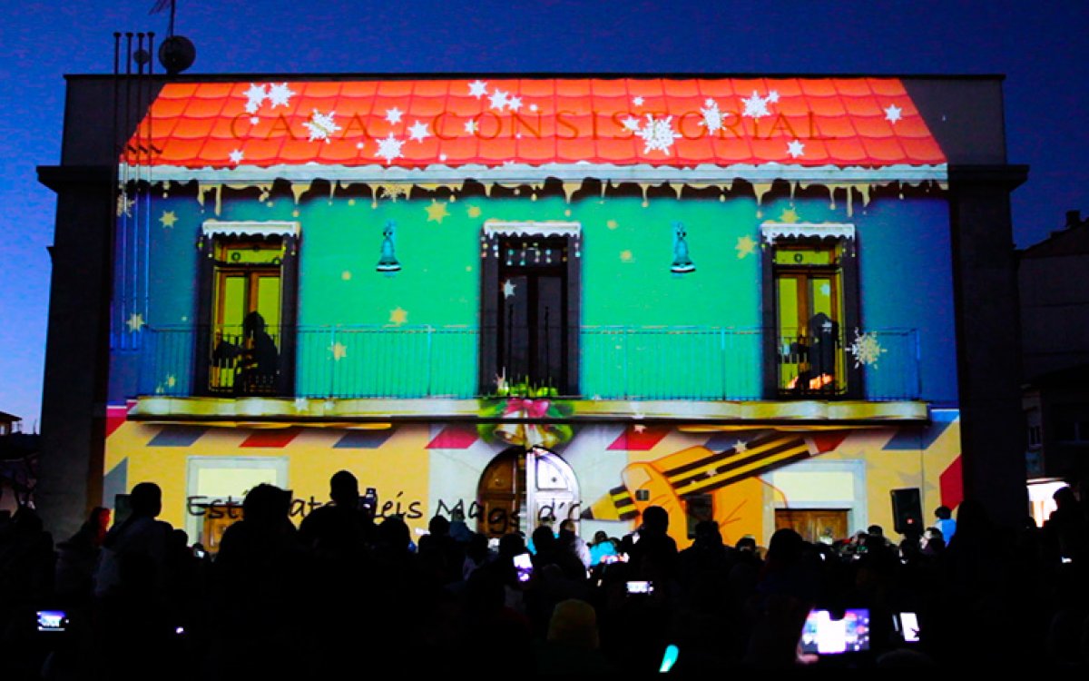 THE WISE MEN NIGHT PROJECTION MAPPING IN PALAU-SOLITÀ I PLEGAMANS